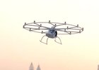 Taxi, nebo Uber? Za pár let rozšíří nabídku autonomní drony, takhle jej testují v Dubaji
