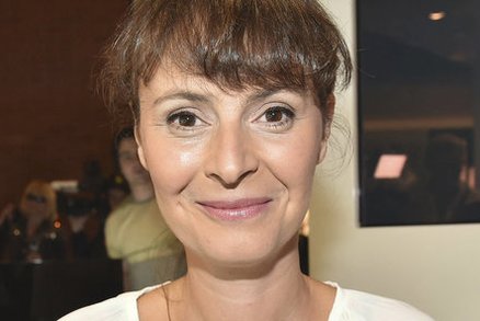 Lenka Vlasáková: Šovinista u mě nemá šanci. Na chlapech miluju humor