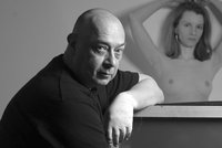 Český fotograf zachycuje ženy při orgasmu! Proč to dělá? 
