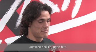 Vedle Zlatana jsem mentálně trpěl, říká Cavani. Barcelony se nebojí