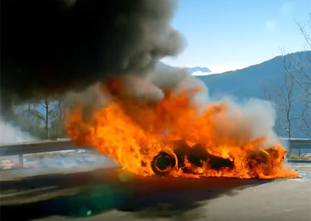 Top Gear láká na poslední díl série. Uvidíme v něm proslavený požár Alpine A110!