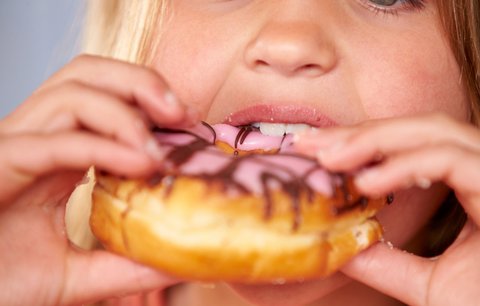 Za dětskou obezitu nemůže fast food, ale rodiče. Jak je na tom vaše dítě? 