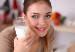 První zmínku o spojitosti zahleňování a konzumace mléčných výrobků napsal ve dvanáctém století židovský lékař.