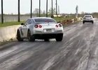 Nissan GT-R ode zdi ke zdi aneb z pekla štěstí (video)
