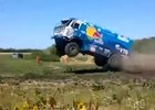 Video: Neuvěřitelný létající Kamaz