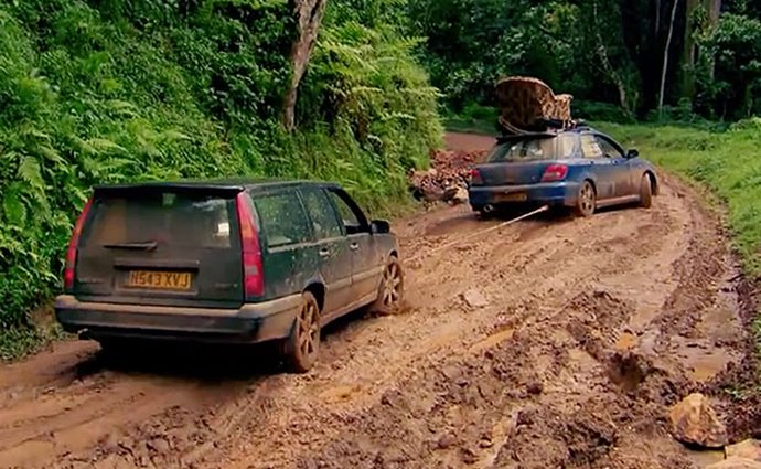 Video: Subaru Impreza pomáhá, tentokrát v britském Top Gearu