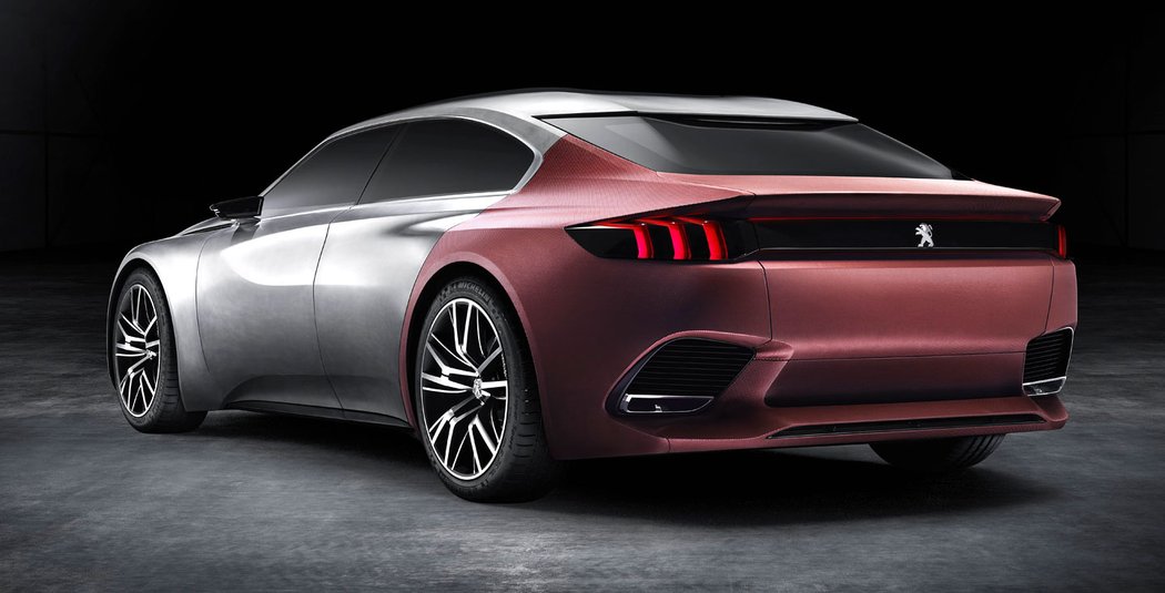 Peugeot Exalt, koncept s karoserií z materiálu Shark skin