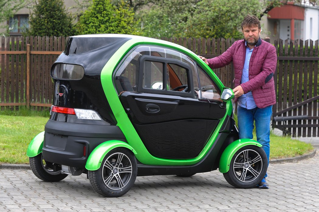 Velor-X-Trike, elektrická čtyřkolka