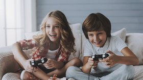 10 nečekaných způsobů, jak videohry a hry na  mobilech dětem prospívají  