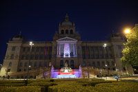 VIDEO: Národní muzeum se rozzářilo! Videomapping jako unikátní poděkování lidem za vzájemnou pomoc