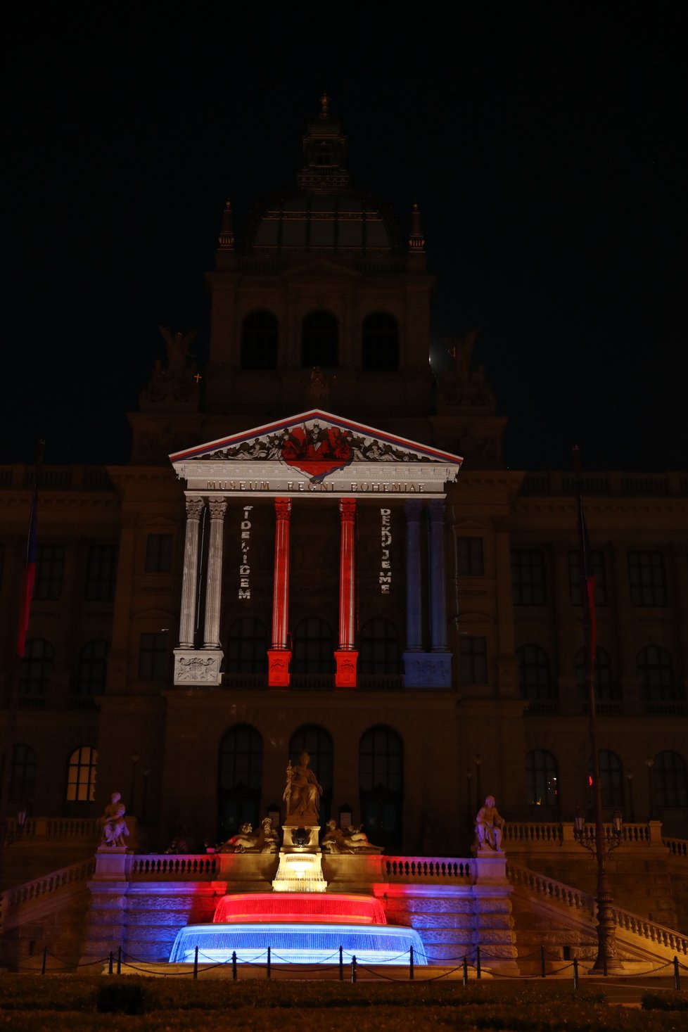 Národní muzeum rozzářilo srdce! Videomapping jako unikátní poděkování lidem za vzájemnou pomoc