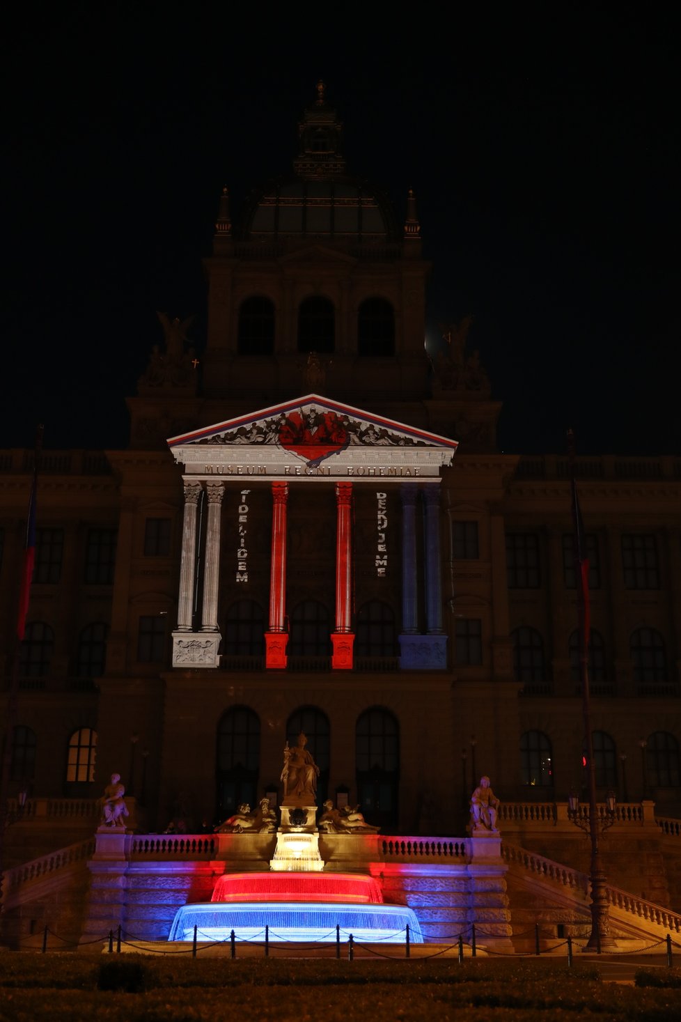 Národní muzeum rozzářilo srdce! Videomapping jako unikátní poděkování lidem za vzájemnou pomoc