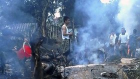  Pád vietnamského vojenského vrtulníku nepřežilo víc než 10 lidí 
