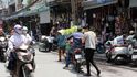 V celém Vietnamu se jezdí především na motorkách a skútrech. V celém Vietnamu se jezdí především na motorkách a skútrech.