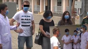 Čecha s koronavirem vyléčili ve Vietnamu: Lékařům chtěl z vděčnosti koupit ovoce