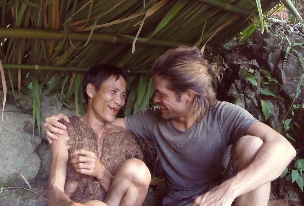 Skutečný Tarzan (†52), který žil čtyřicet let ve vietnamské džungli, kam utekl se svým otcem před americkým bombardováním během války, zemřel.
