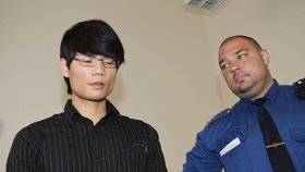 Vietnamec Hicu Nguyen Manhem u plzeňského krajského soudu. Dostal dalších 6,5 roku