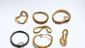 Největší nález vikingského zlata v Dánsku: Náramky našli amatéři.