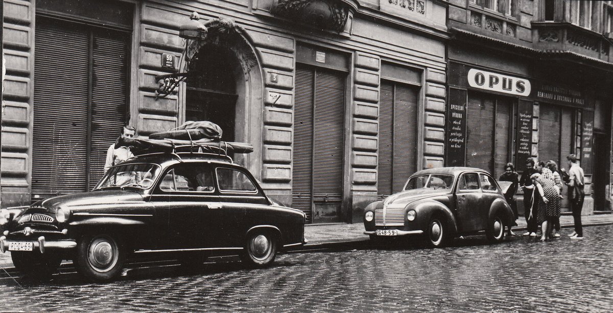 S tímto č černým spartakem vyjel pan Mansfeld s rodinou v roce 1963 na dovolenou do Nízkých Tater.