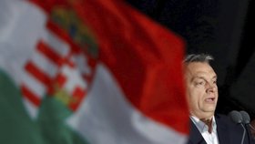 Premiér Viktor Orbán a jeho strana Fidesz oslavila vítězství v maďarských parlamentních volbách.