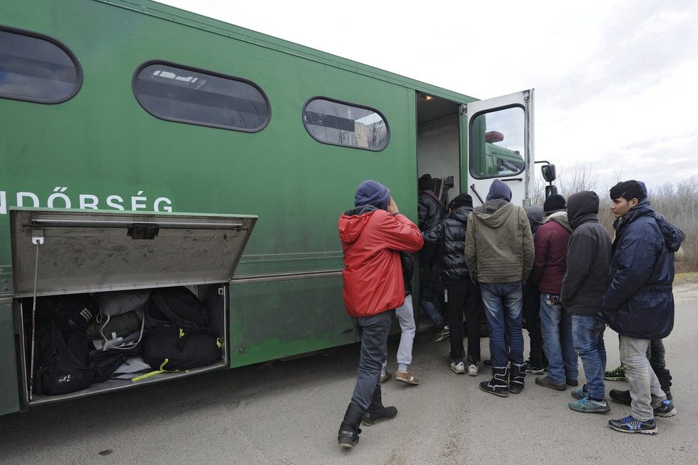 Referendum o uprchlících: Maďaři rozhodnou o kvótách