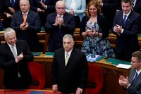 Orbán se při skládání přísahy znovu opřel do EU. A řekl, kdy nebude blokovat sankce