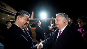 Čínský prezident Si Ťin-Pching s maďarským premiérem Viktorem Orbánem v Maďarsku (9.5.2024)