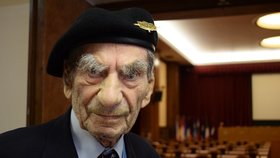 Ve věku 97 let zemřel válečný veterán Viktor Wellemin. (19.8.2020)