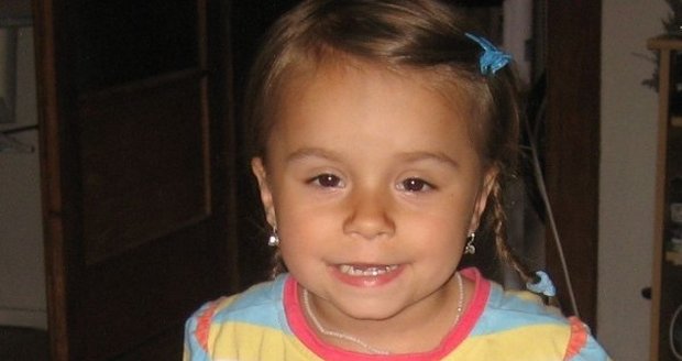Zmizela tří a půl letá Viktorka! Policie prosí o pomoc při jejím vypátrání