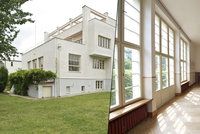 Architektonický skvost k pronájmu: Sedm pokojů ve vile z roku 1932 za 110 tisíc
