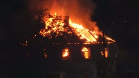 Hořící vila Marta vyděsila obyvatele Písku.