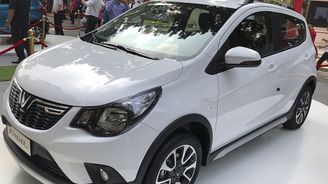 Vietnamský hatchback za necelých 400 tisíc jde do výroby, firma má globální ambice