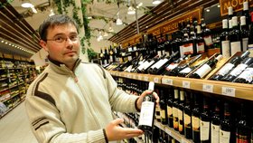 Čtenářům Blesku radí Hlavní sommelier Národního vinařského centra Marek Babisz