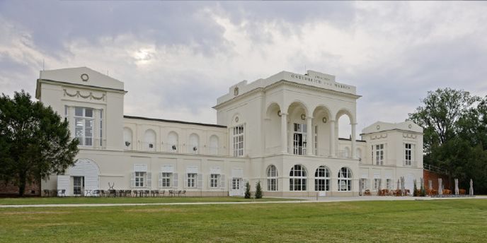 Chateau de Frontiere – Hraniční zámeček Chateau de Frontiere – Hraniční zámeček
