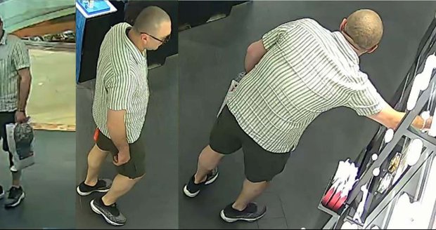 Policisté pátrají po muži, který z parfumerie ukradl voňavky za 30 tisíc korun.