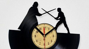 Galerie Star Wars a Pán prstenů: Laserem vyřezané vinylové hodiny