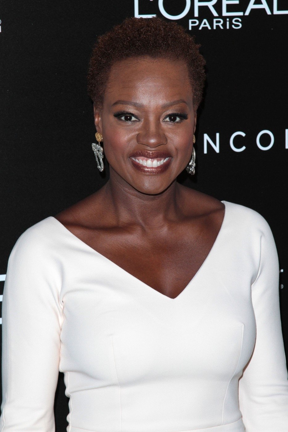 Viola Davis na Oscarech 2012 v šatech od Victorie Beckham