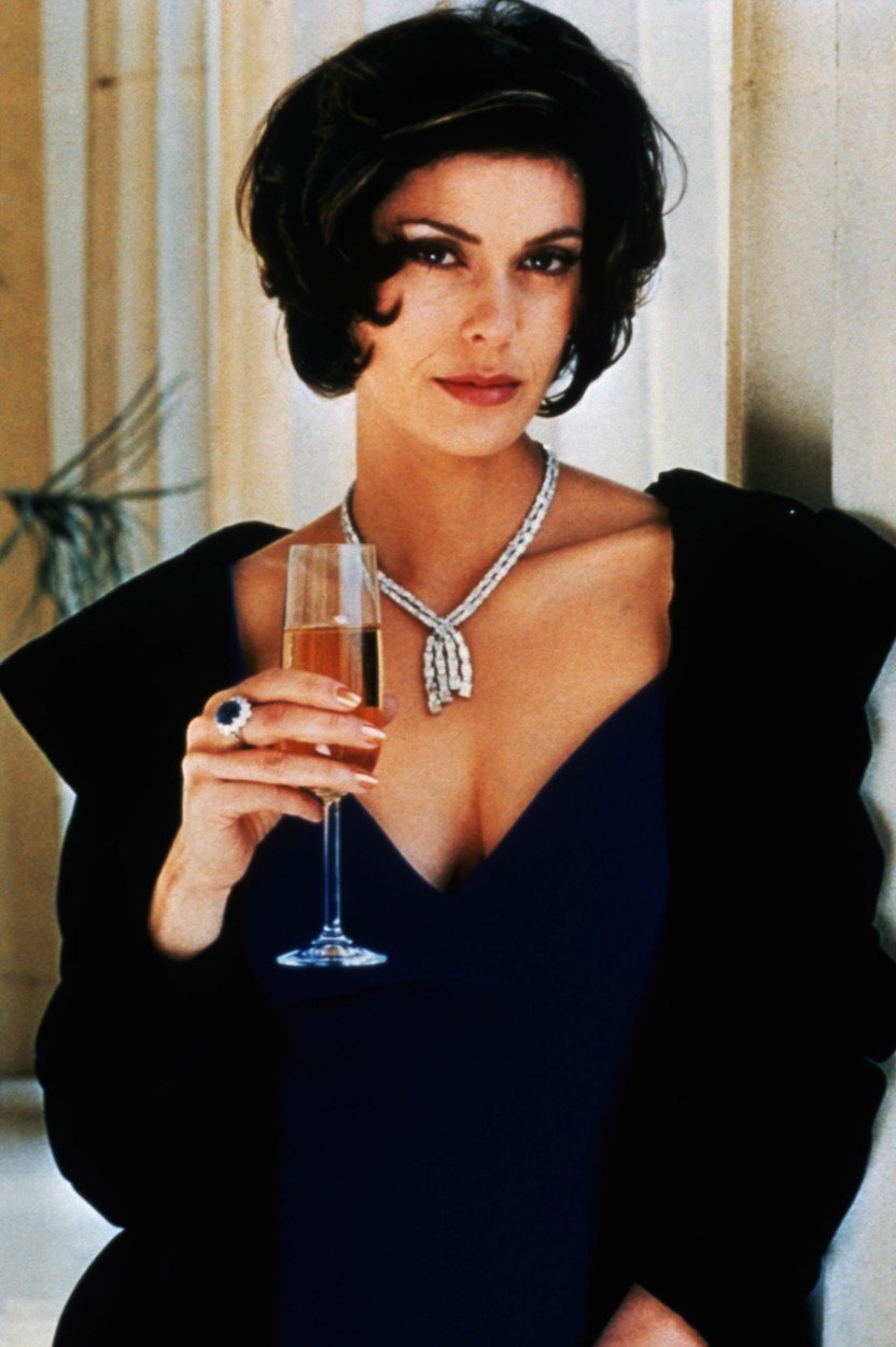 1997 - Teri Hatcher - Zítřek nikdy neumírá