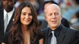 Srdcervoucí přiznání manželky nemocného Bruce Willise: Smutná zpráva o jeho zdravotním stavu!
