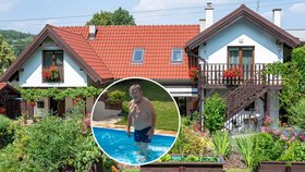 Jak bydlí Roman Skamene? Nechybí bazén ani obrovská zahrada!