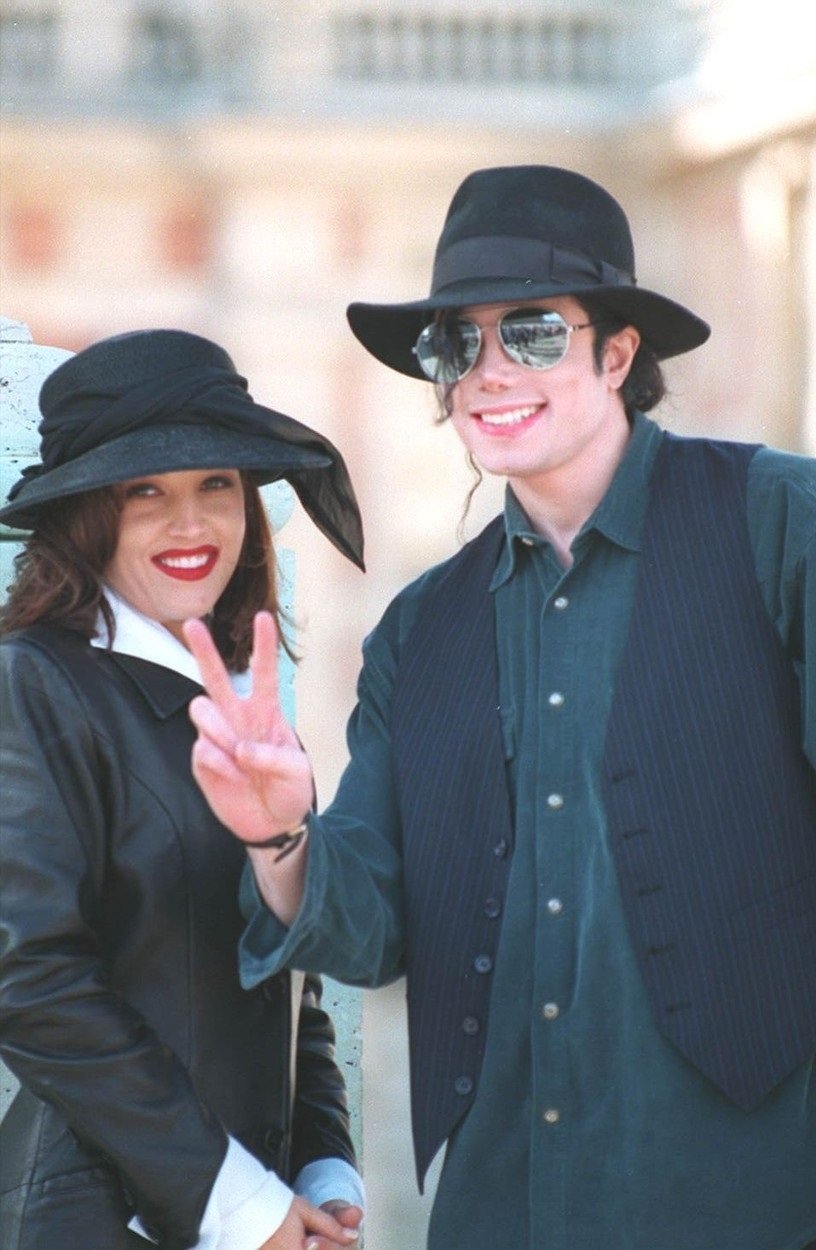 Michael Jackson a Lisa Marie Presley byli nerozluční. Lisa za ním stála ve všech situacích, a to až do roku 1996.