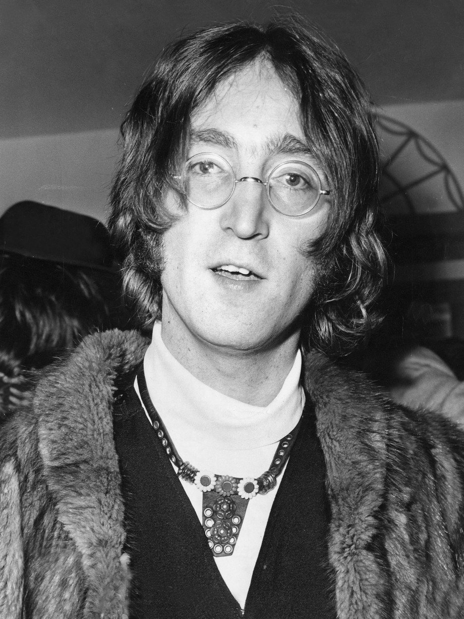 John Lennon byl zavražděn roku 1980.