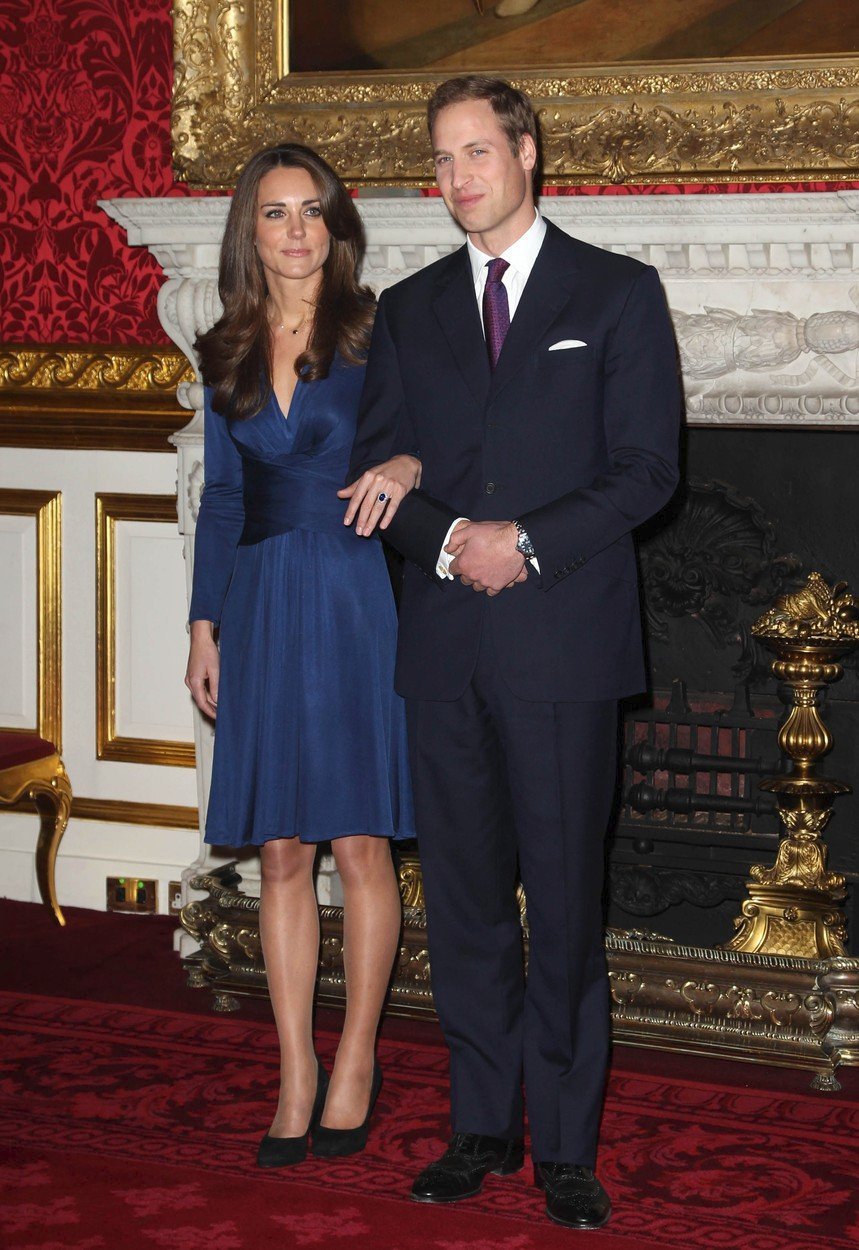 Vévodkyně Kate a princ William při oficiálním zásnubním oznámení.