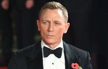 Craig natáčí nového Bonda: Doutníček mezi scénami