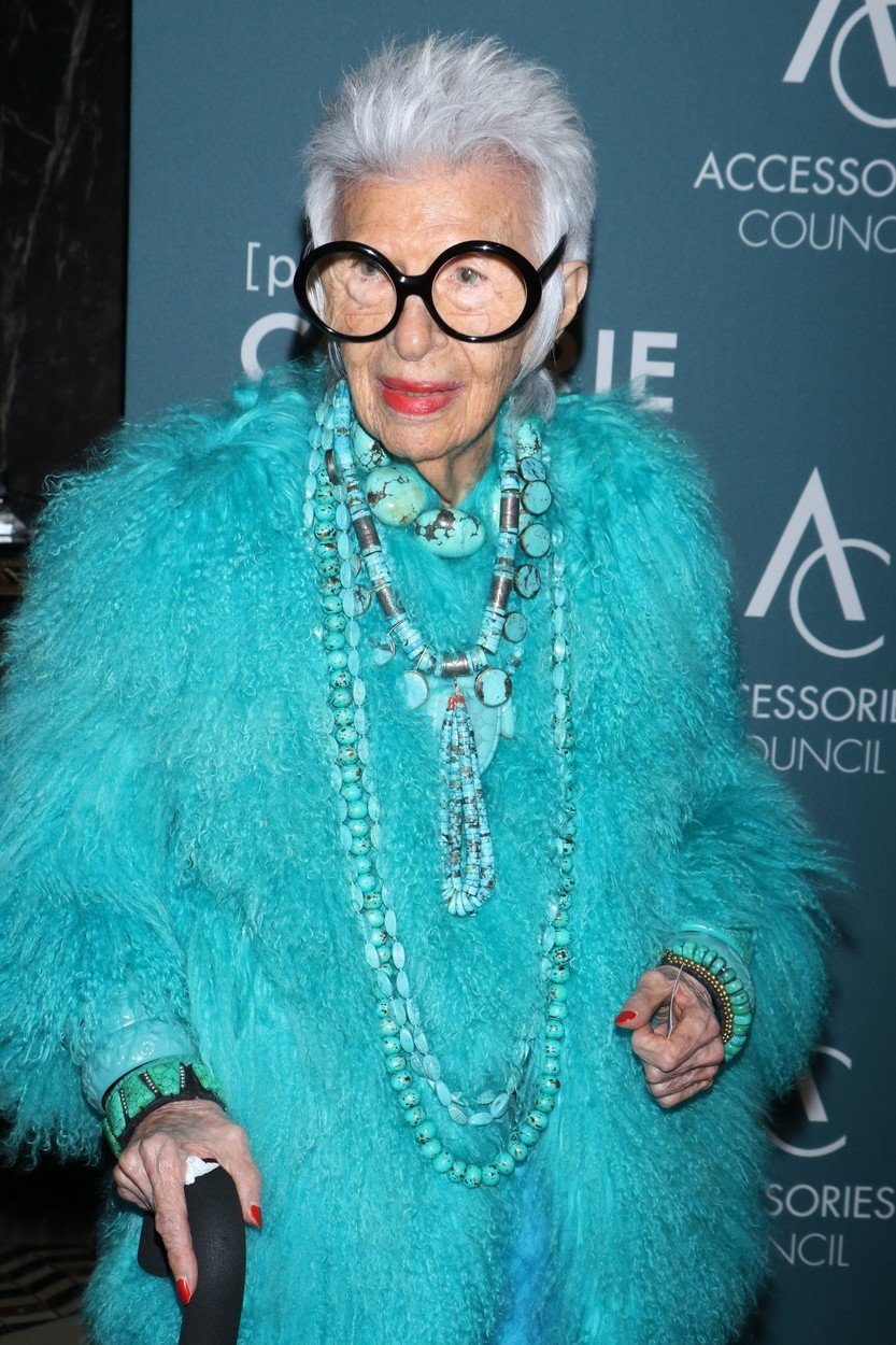 Iris Apfel, módní ikona  &#34;Když máte precizně udělané vlasy a dobré boty, vypořádáte se se vším.&#34;