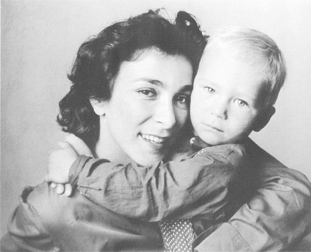 Hana Hegerová se svým jediným synem.