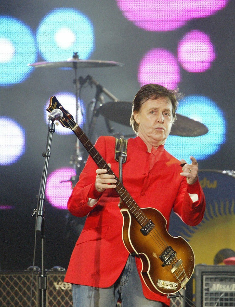 V Praze poprvé koncertoval někdejší člen skupiny legendární skupiny Beatles Paul McCartney (76).