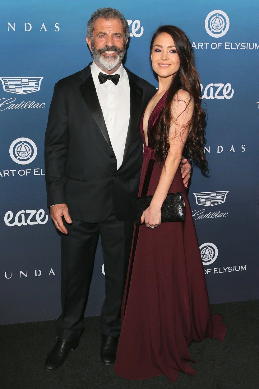 Mel Gibson (63) a Rosalind Ross (28), věkový rozdíl 35 let, spolu 5 let
