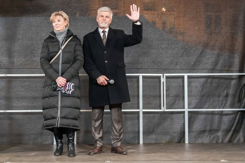 Eva a Pavel Pavlovi v rámci prezidentské kampaně (25. ledna 2023)