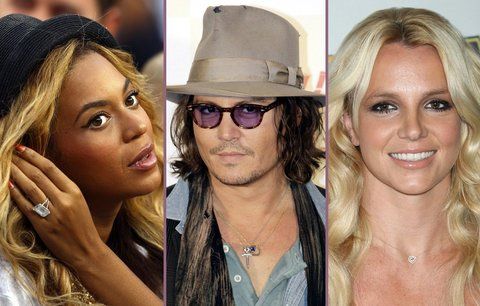 První sex celebrit: Johnny Depp ve 13, Lisa Kudrow ve 32!